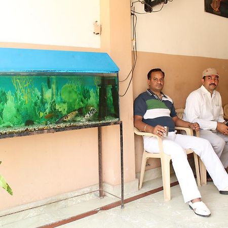 Krishnam Guest House Mathura Dış mekan fotoğraf